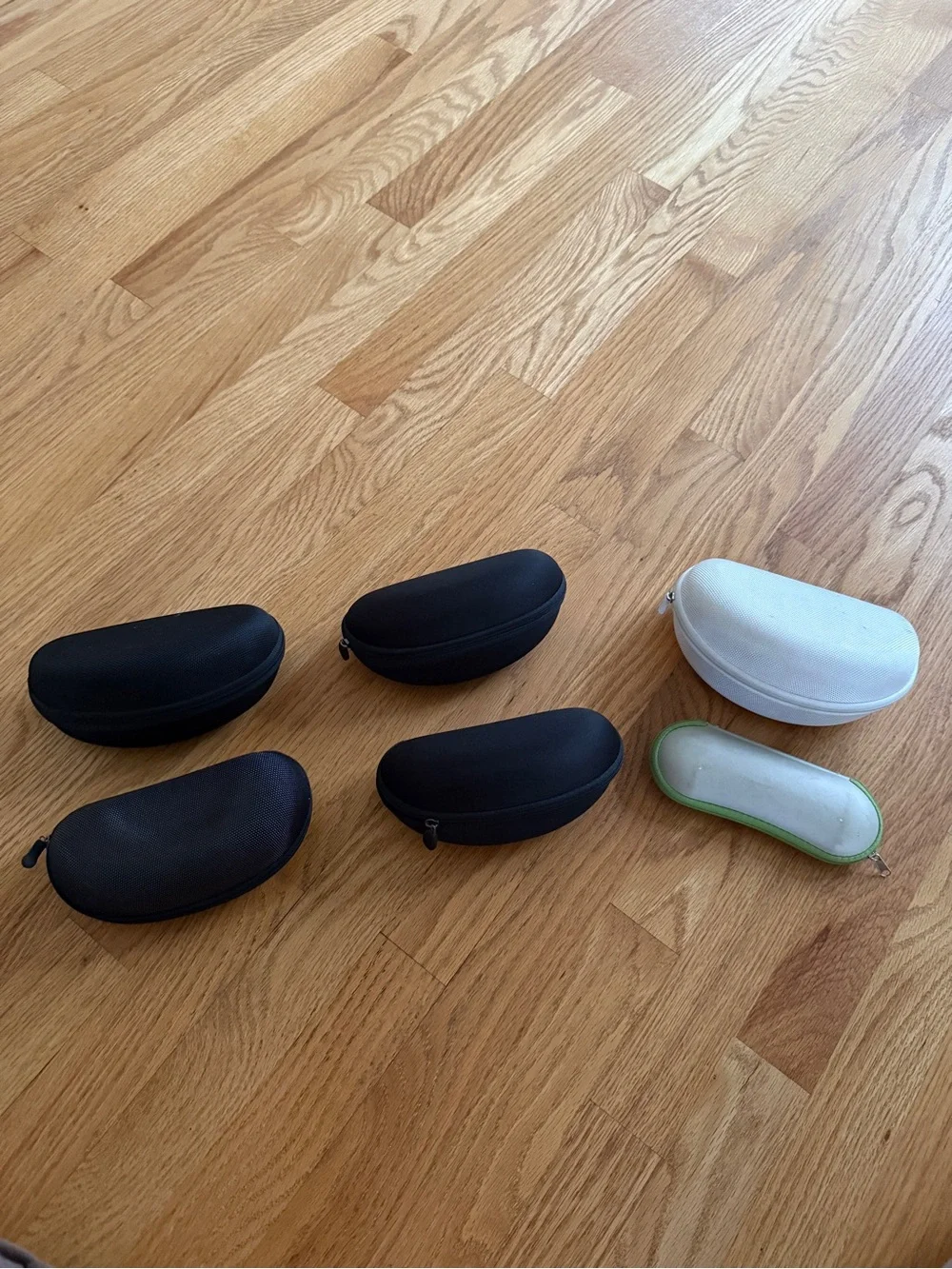 Sunglasses case bundle